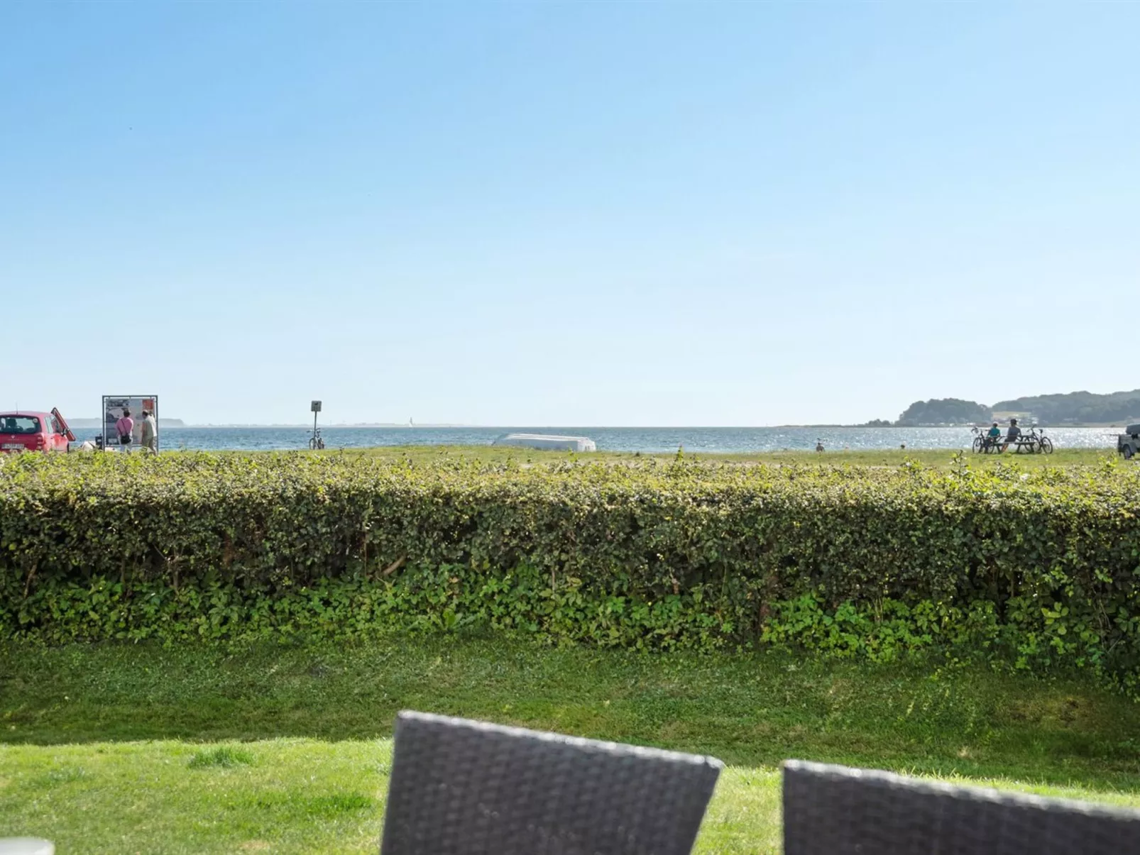 "Katrina" - 50m to the fjord-Outside