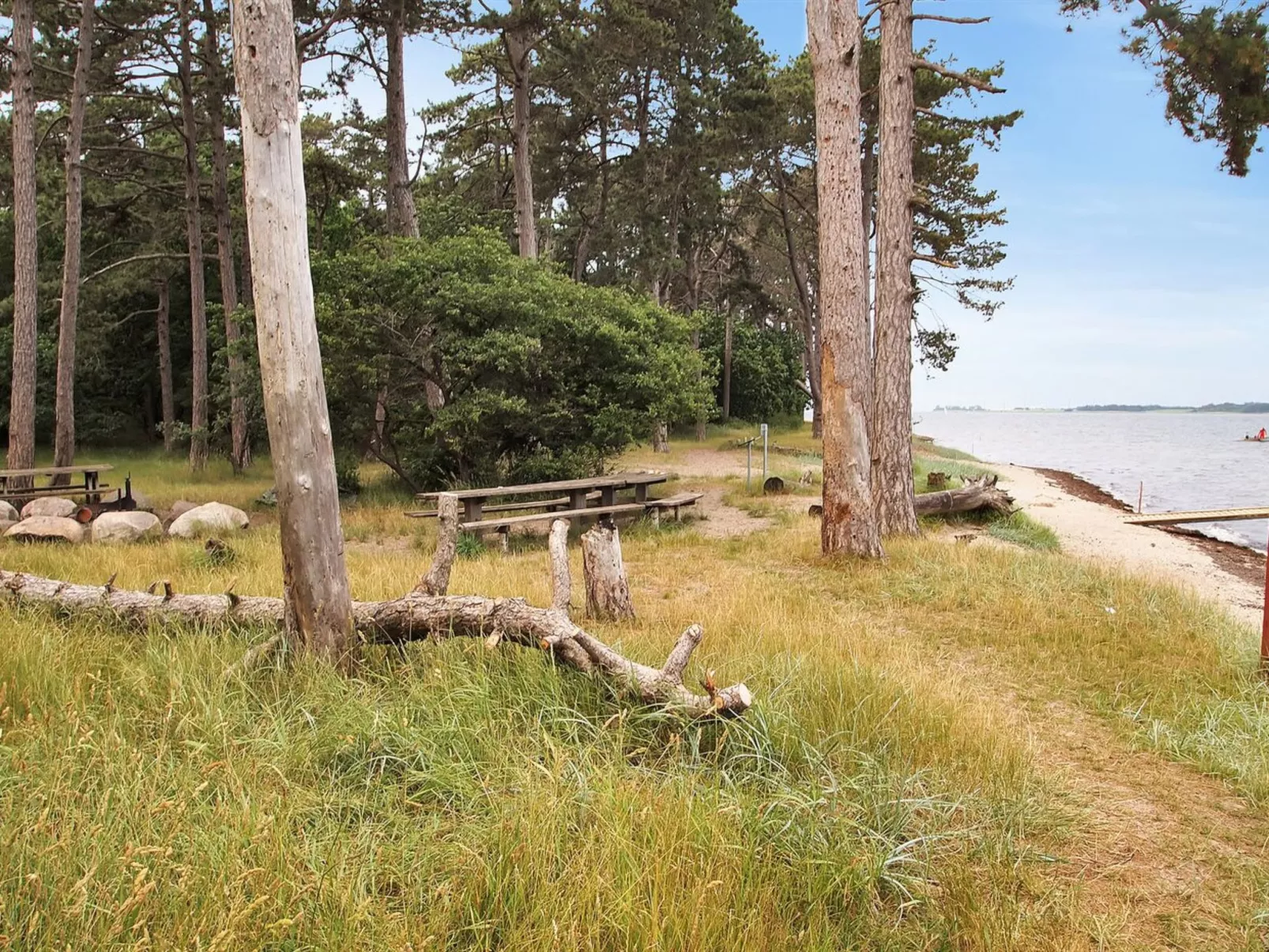 "Jeip" - 400m to the fjord-Dehors