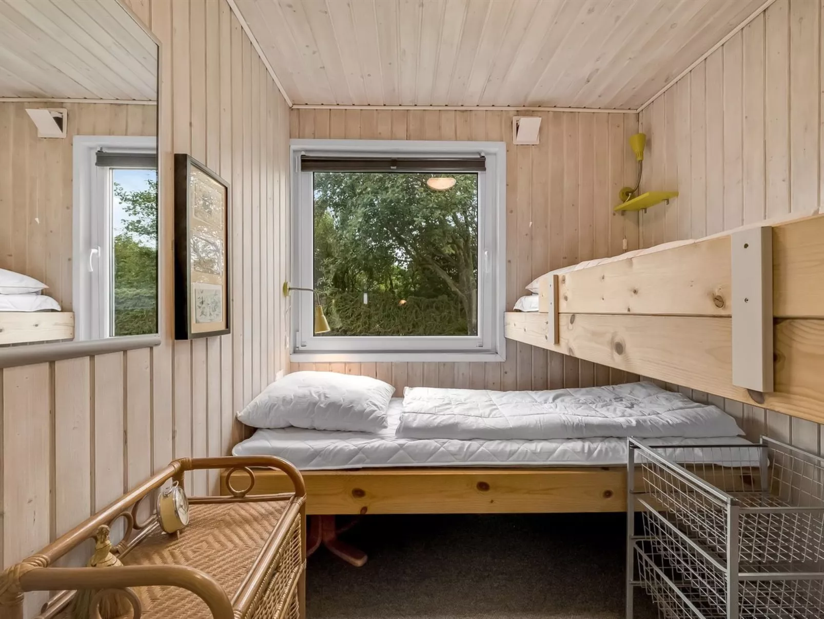 "Theodor" - 180m to the fjord-Dedans