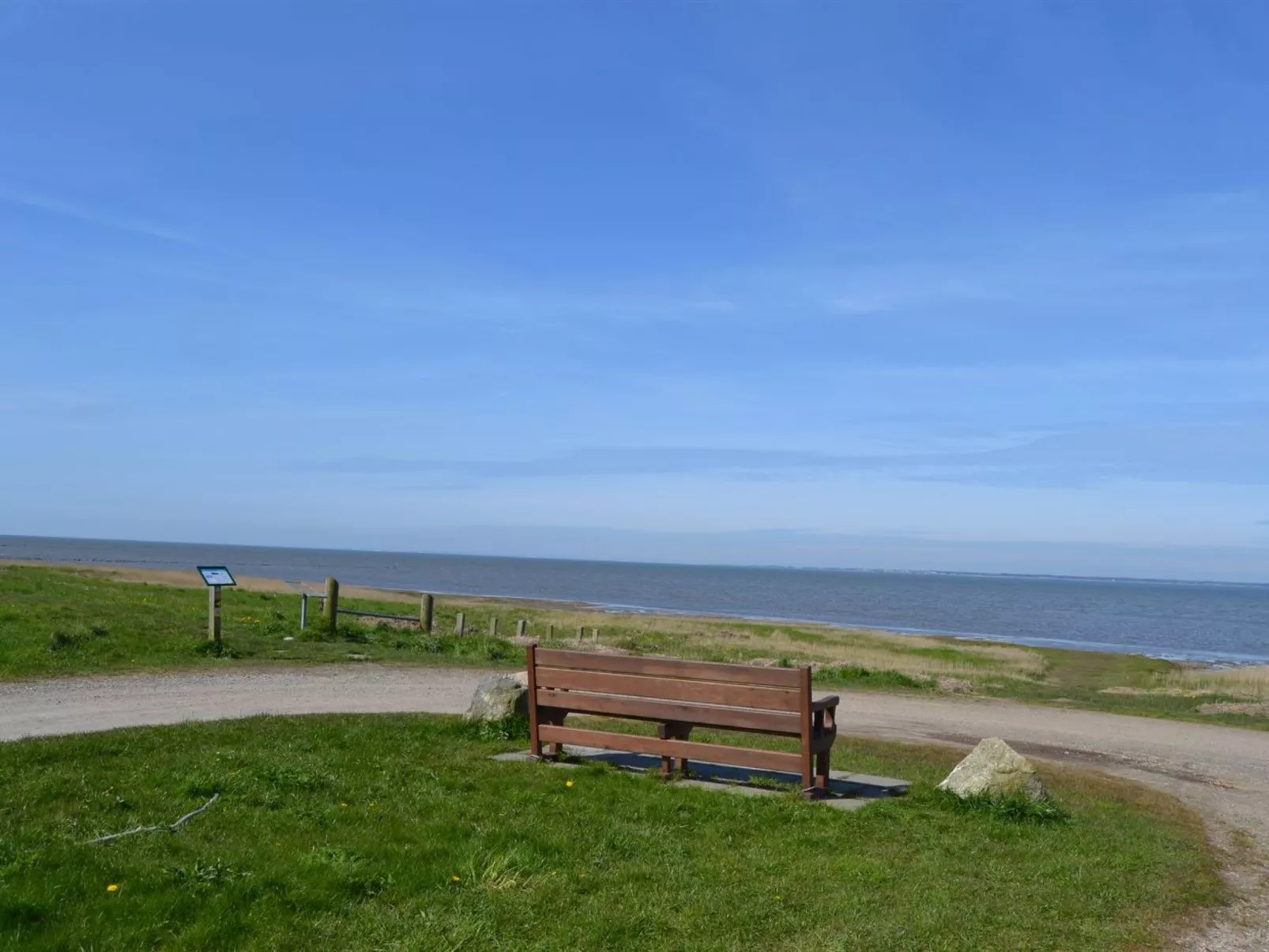 "Adine" - 13km from the sea-Outside