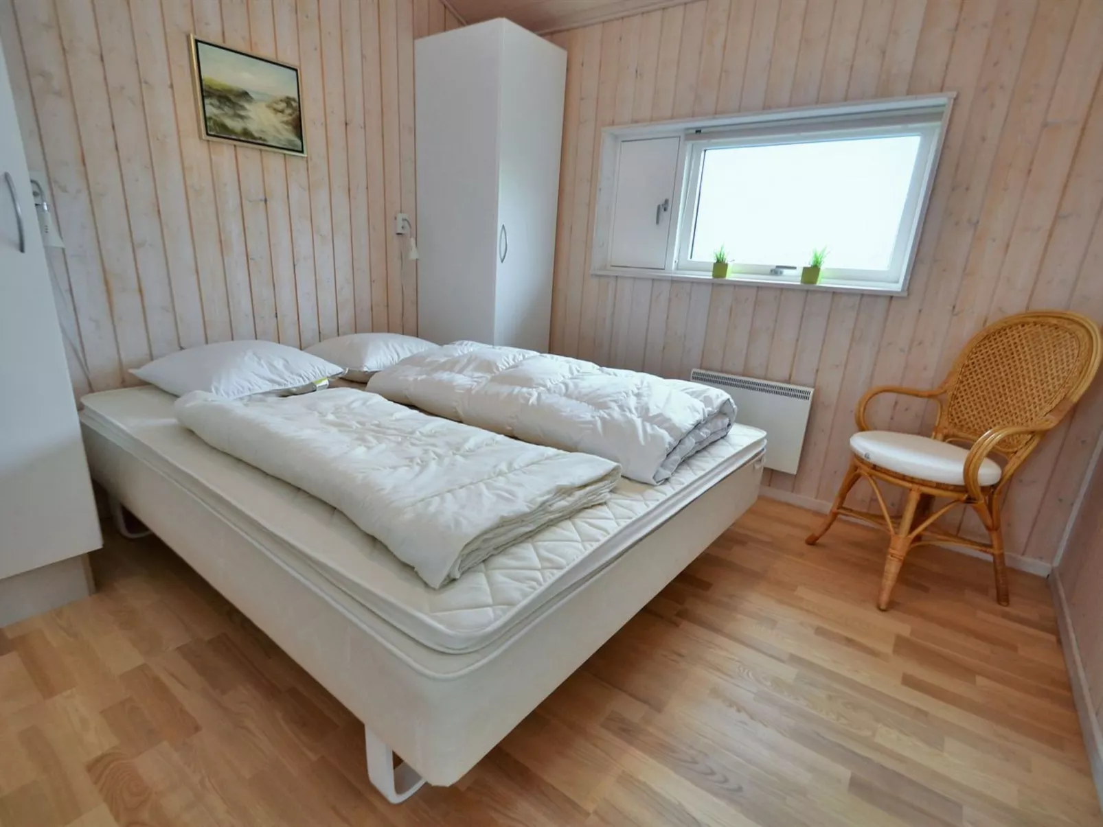 "Hadar" - 100m from the sea-Drinnen