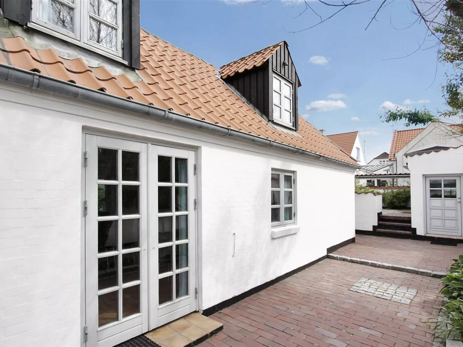 "Pauliina" - 10m to the fjord-Draußen