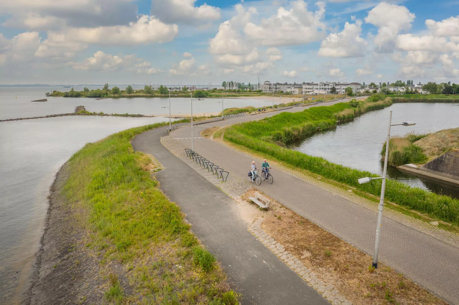 Vakantiepark Cape Helius 24-Parkeinrichtungen