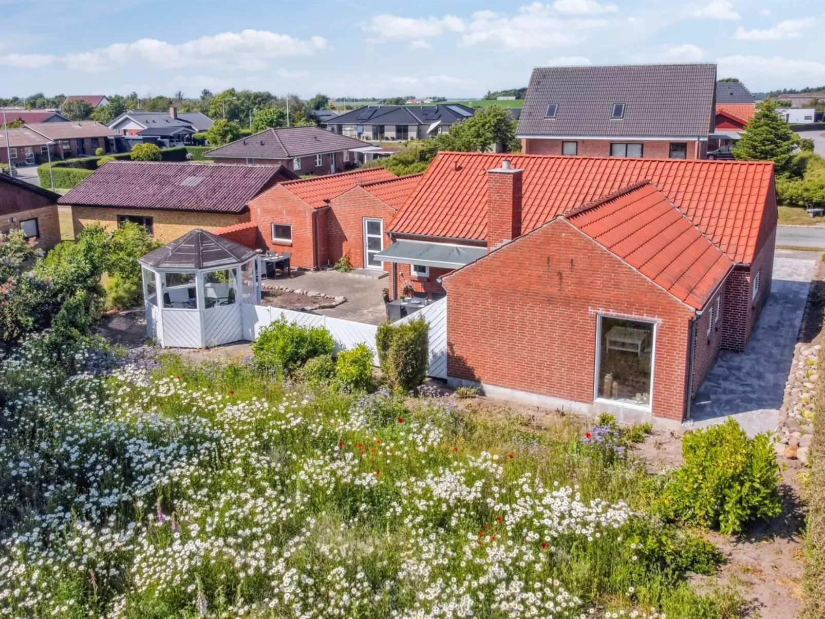 "Kiersten" - 5km from the sea-Outside