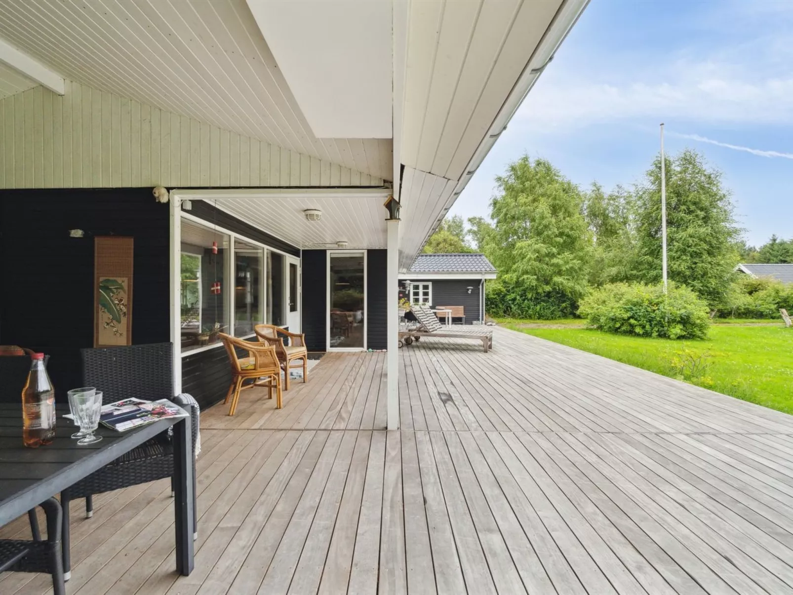 "Gunlög" - 1.3km from the sea-Outside