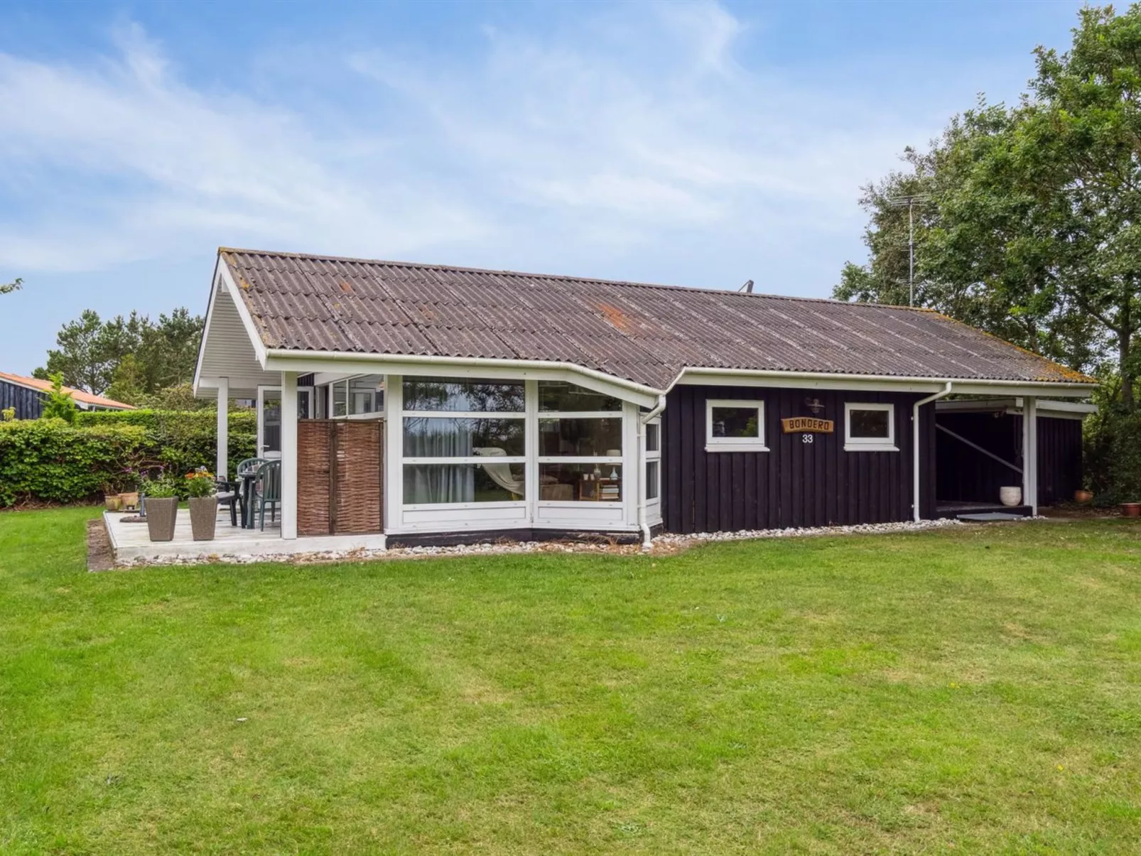 "Akseline" - 300m from the sea-Draußen