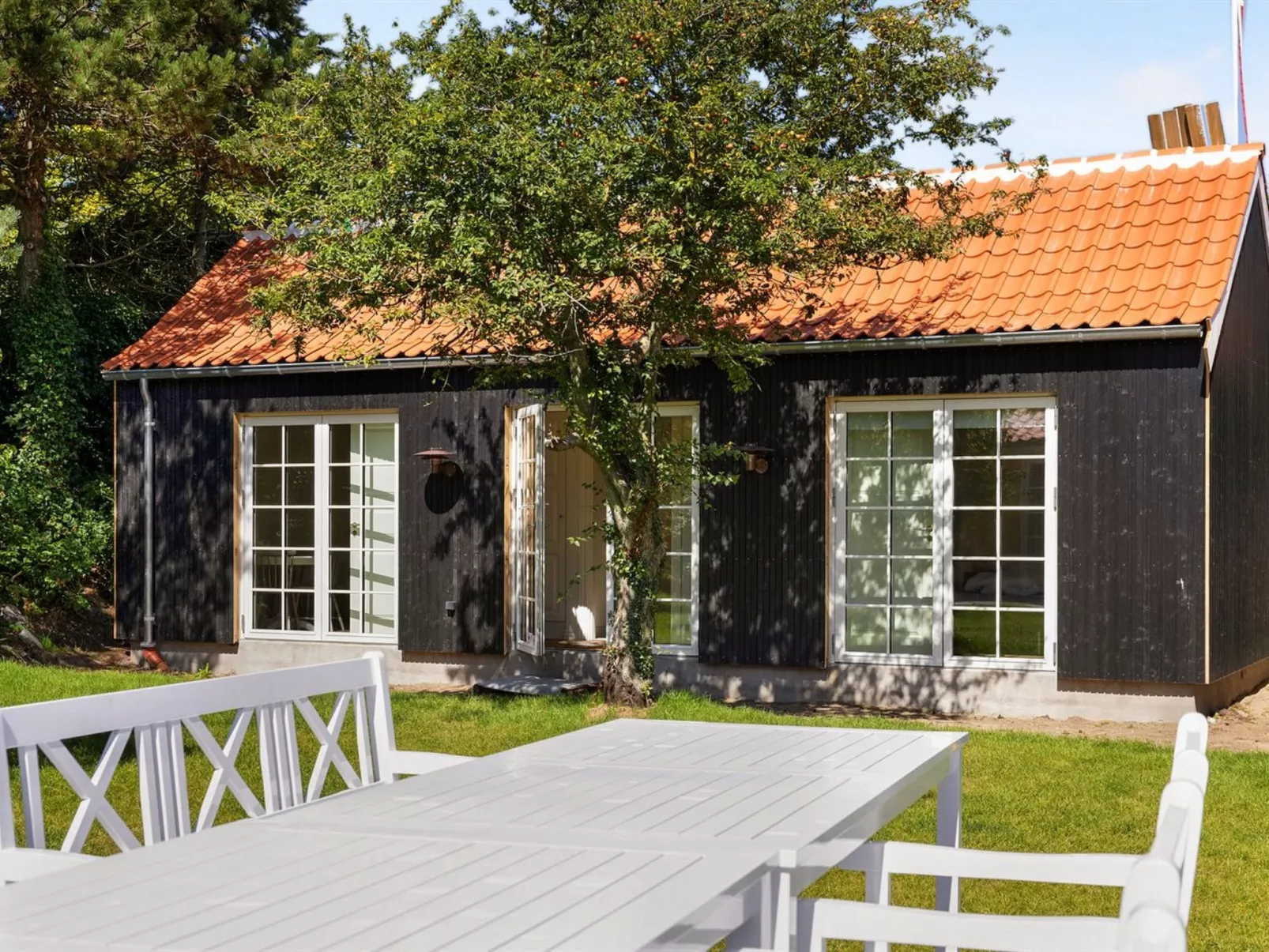 "Karmen" - 100m from the sea-Outside