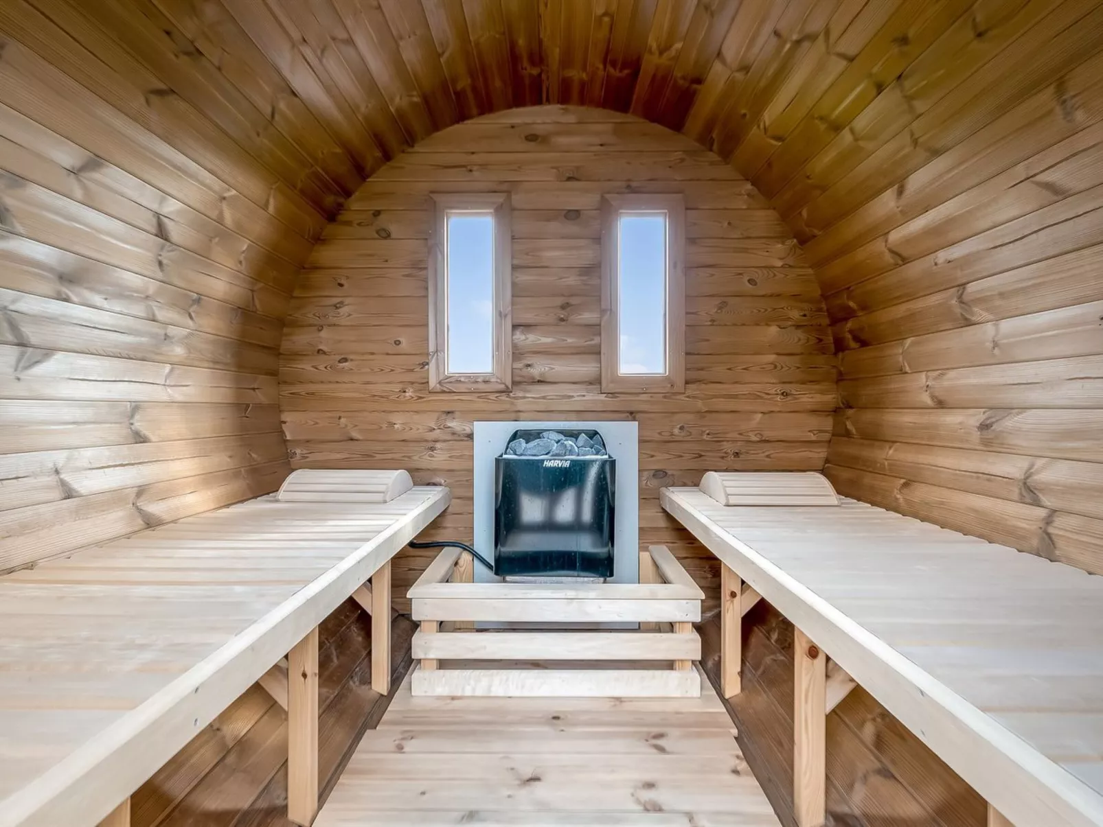 "Bryngeir" - 750m from the sea-Inside