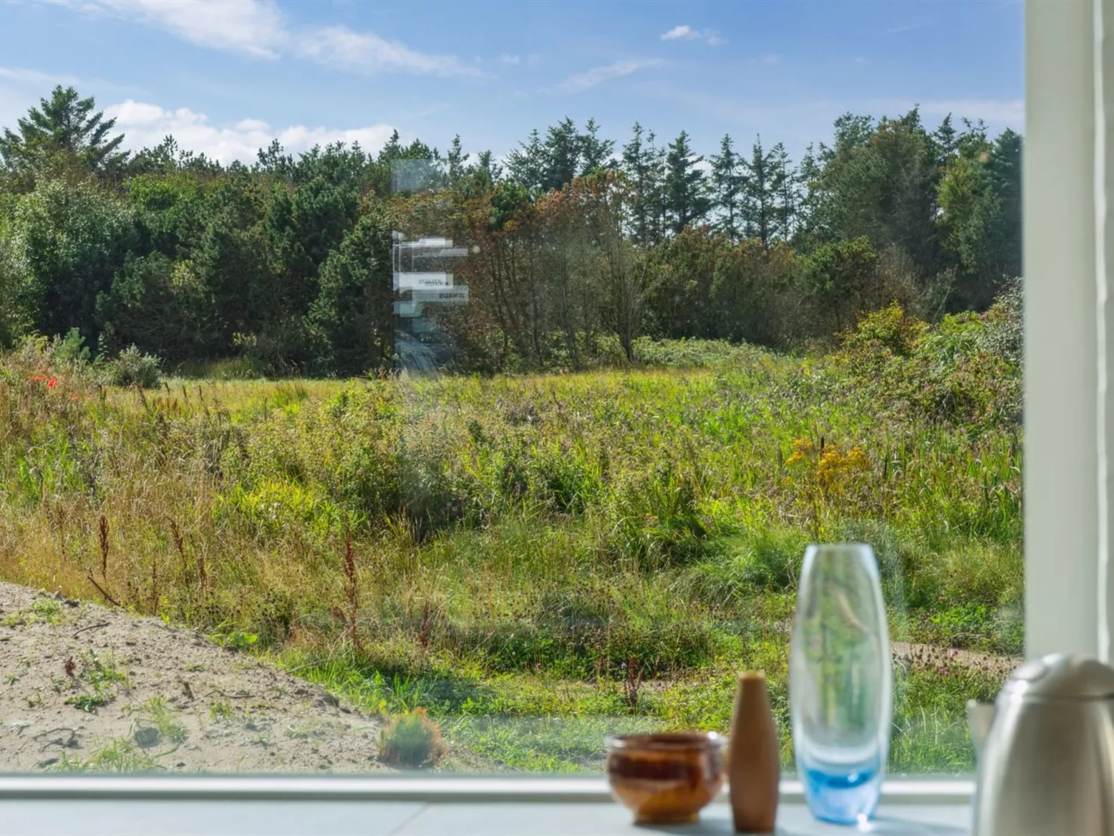 "Yakari" - 1km from the sea-Outside