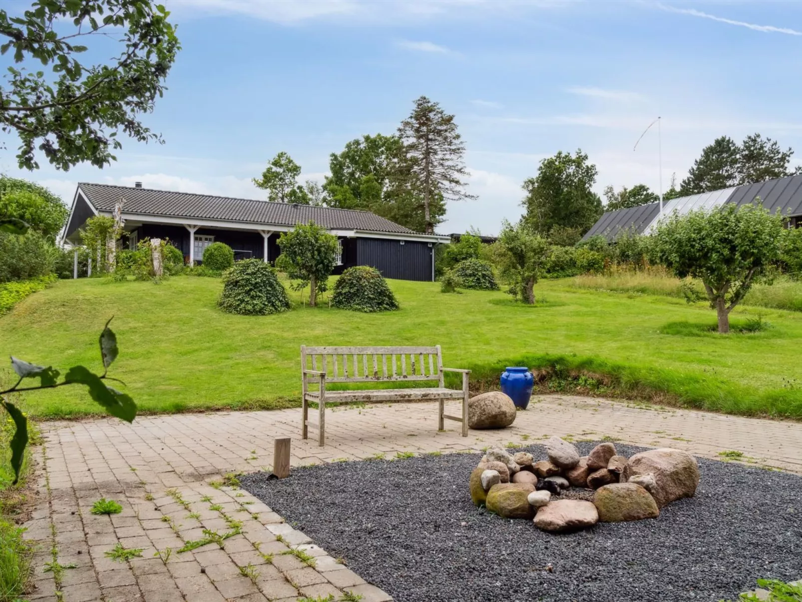 "Lazorka" - 200m from the sea-Dehors