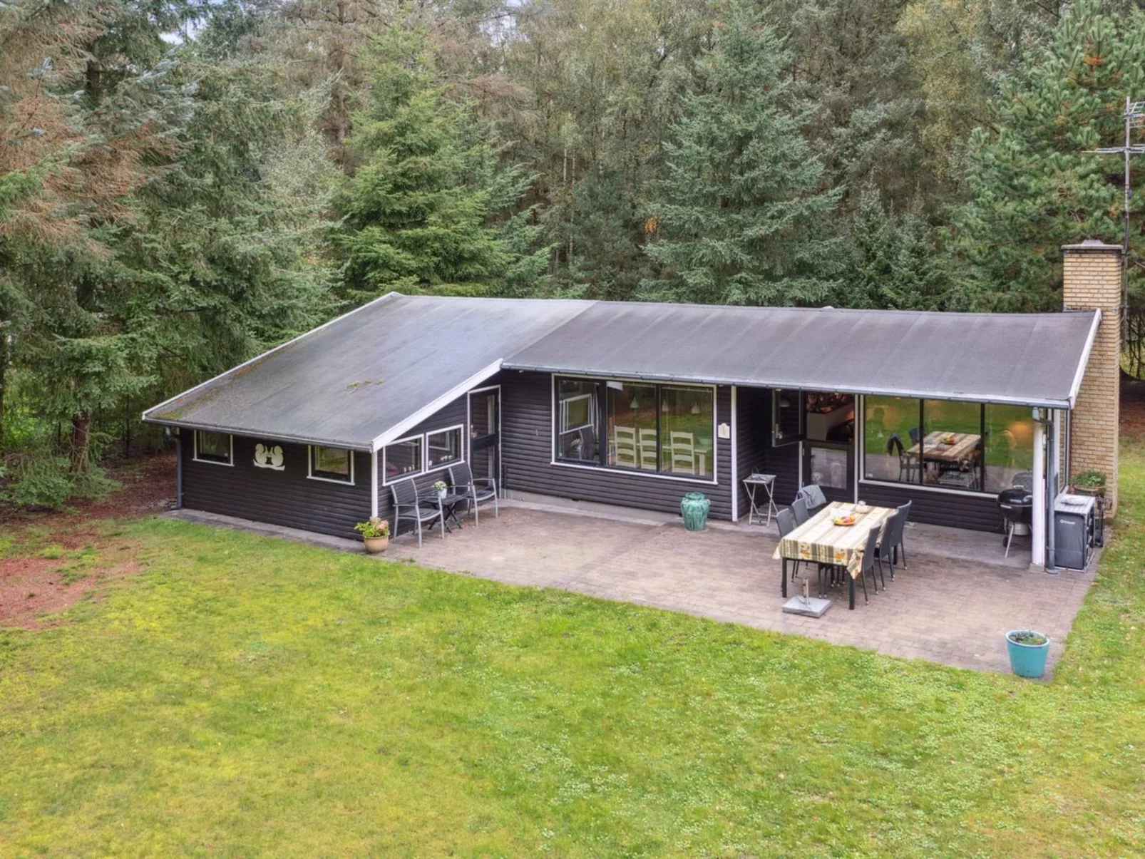 "Aiko" - 375m from the sea-Outside