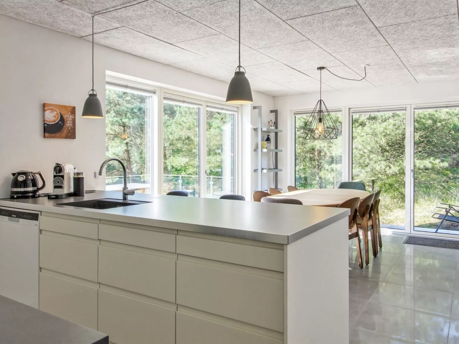 "Razmo" - 2.5km from the sea-Drinnen