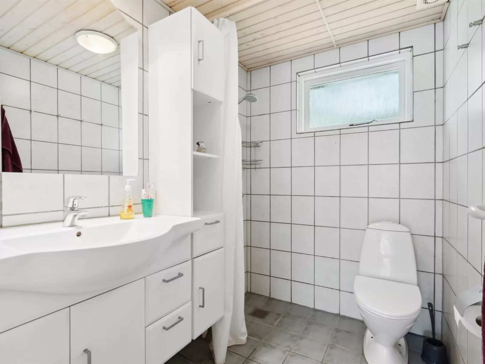 "Keyla" - 3.2km from the sea-Inside