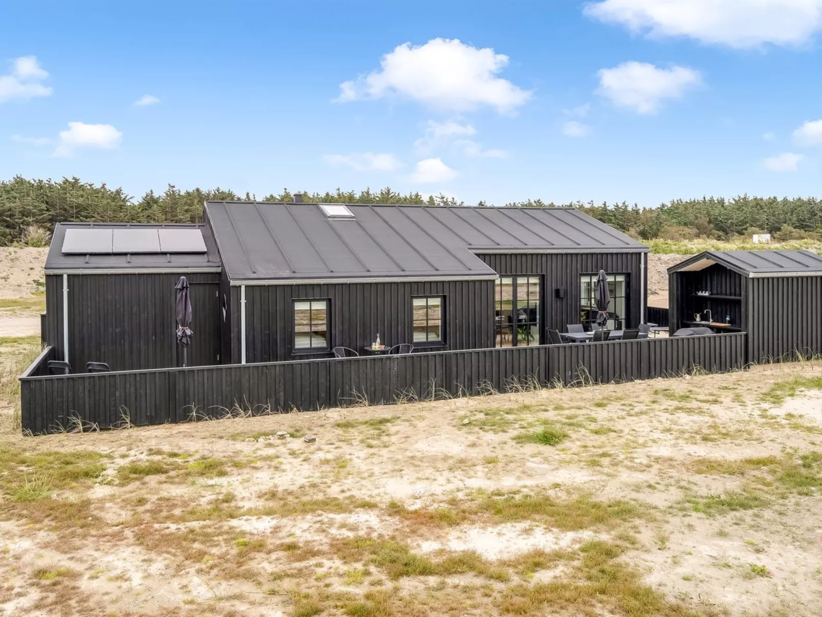 "Malomir" - 500m from the sea-Outside