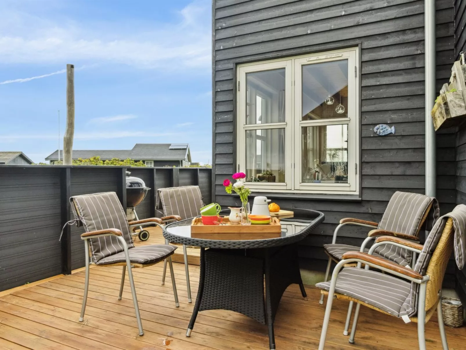 "Benni" - 75m to the fjord-Outside