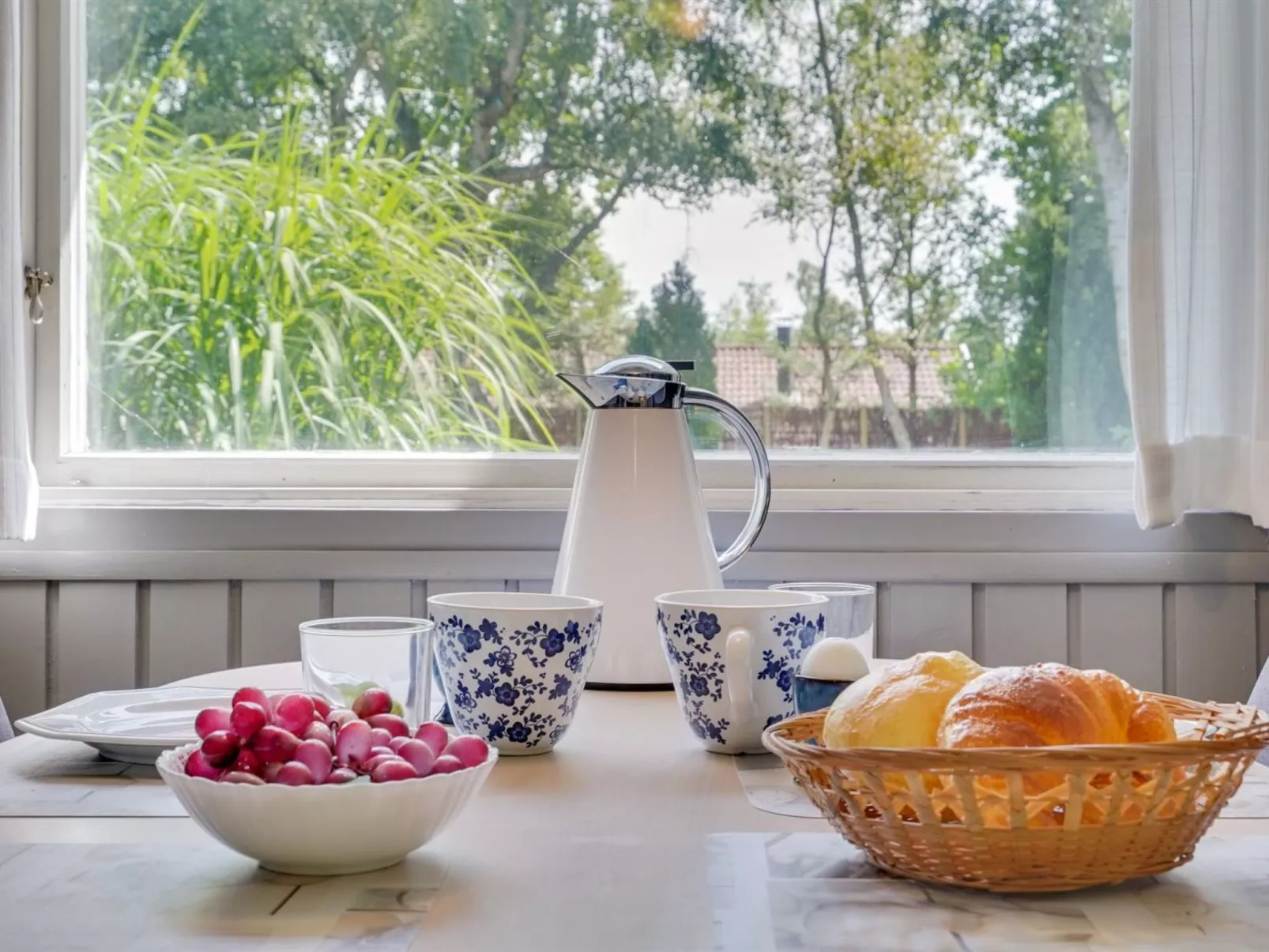 "Harri" - 700m from the sea-Inside