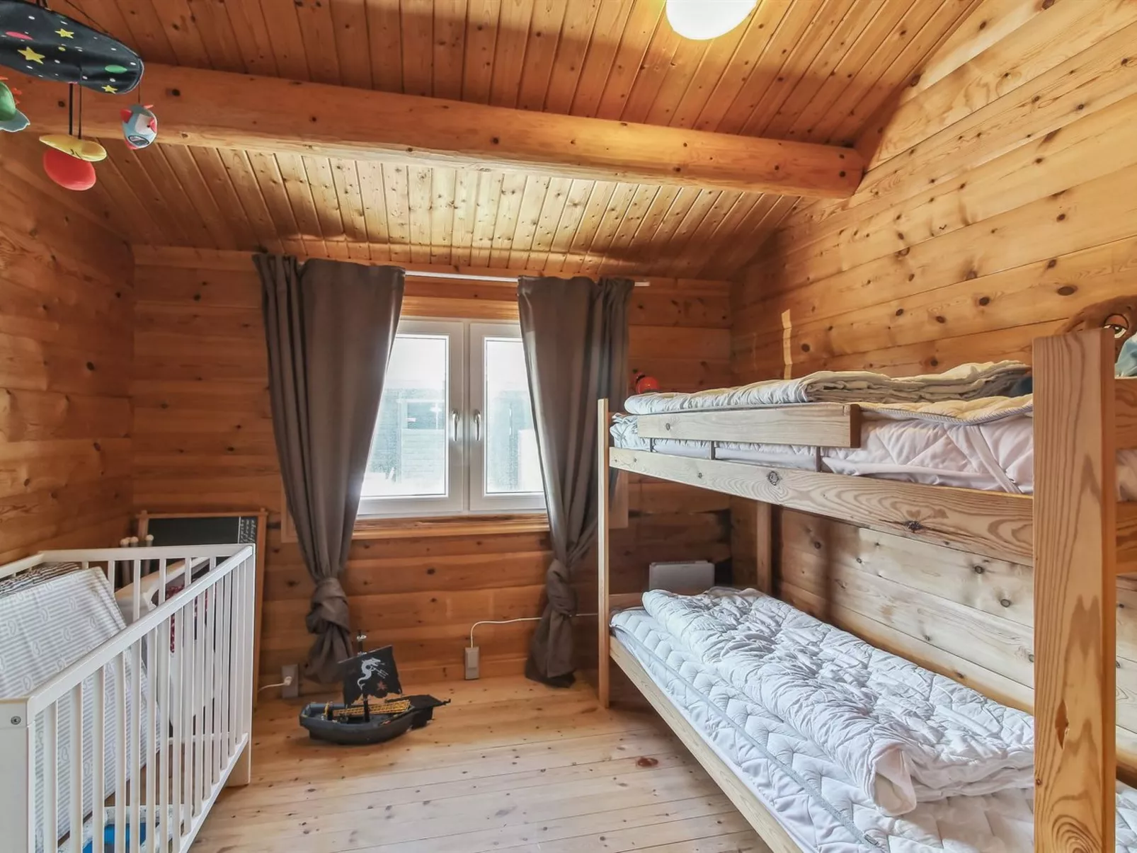 "Sampo" - 400m from the sea-Drinnen