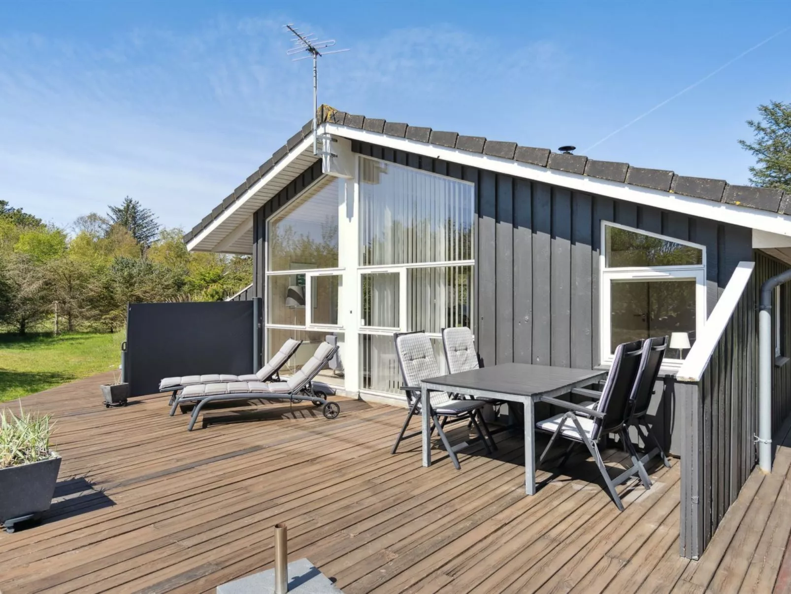 "Katrina" - 1.7km from the sea-Dehors