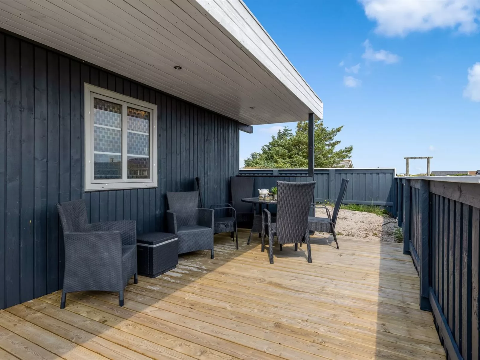 "Signhild" -  from the sea-Outside