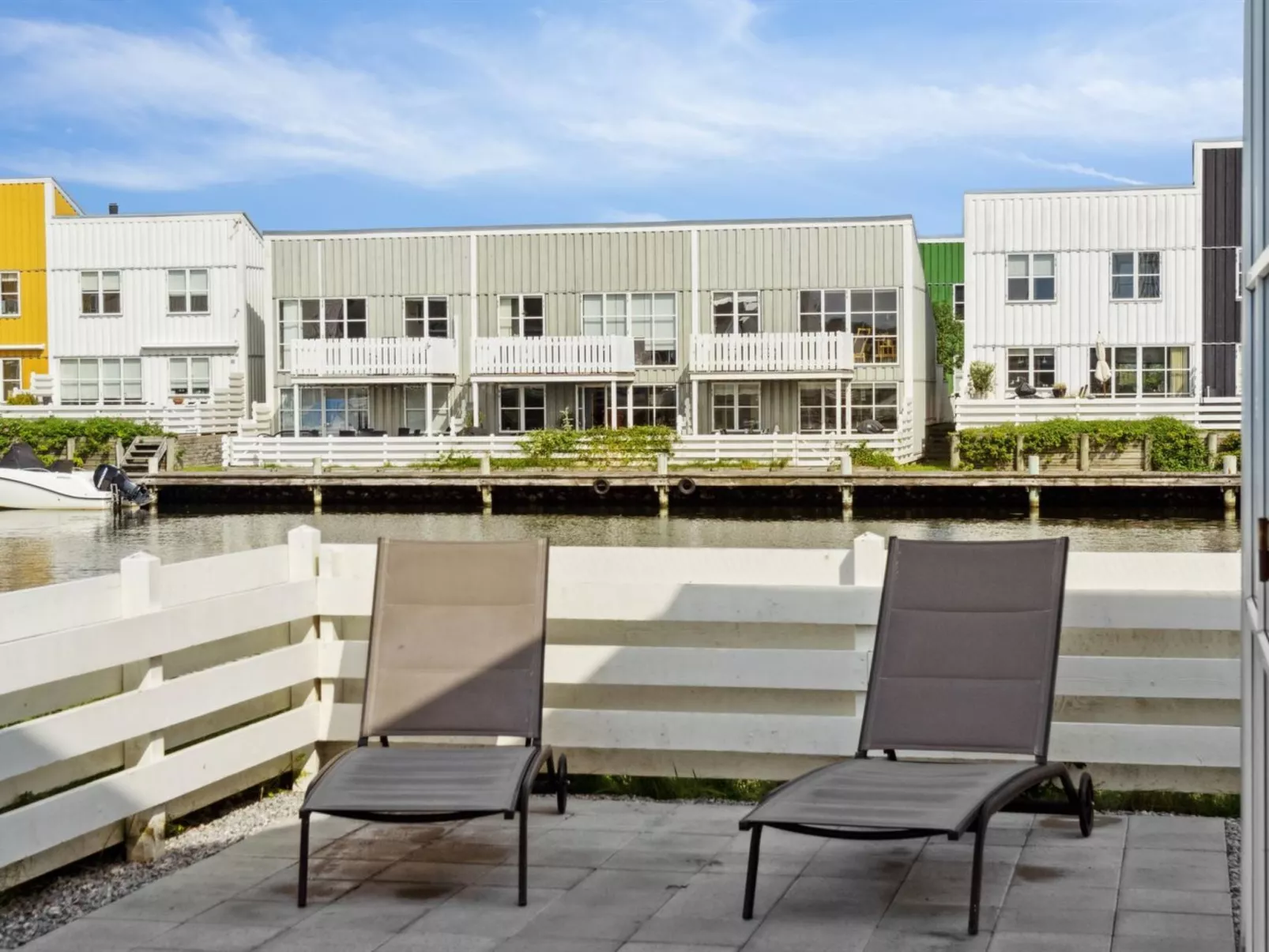 "Annlis" - 5m from the sea-Outside