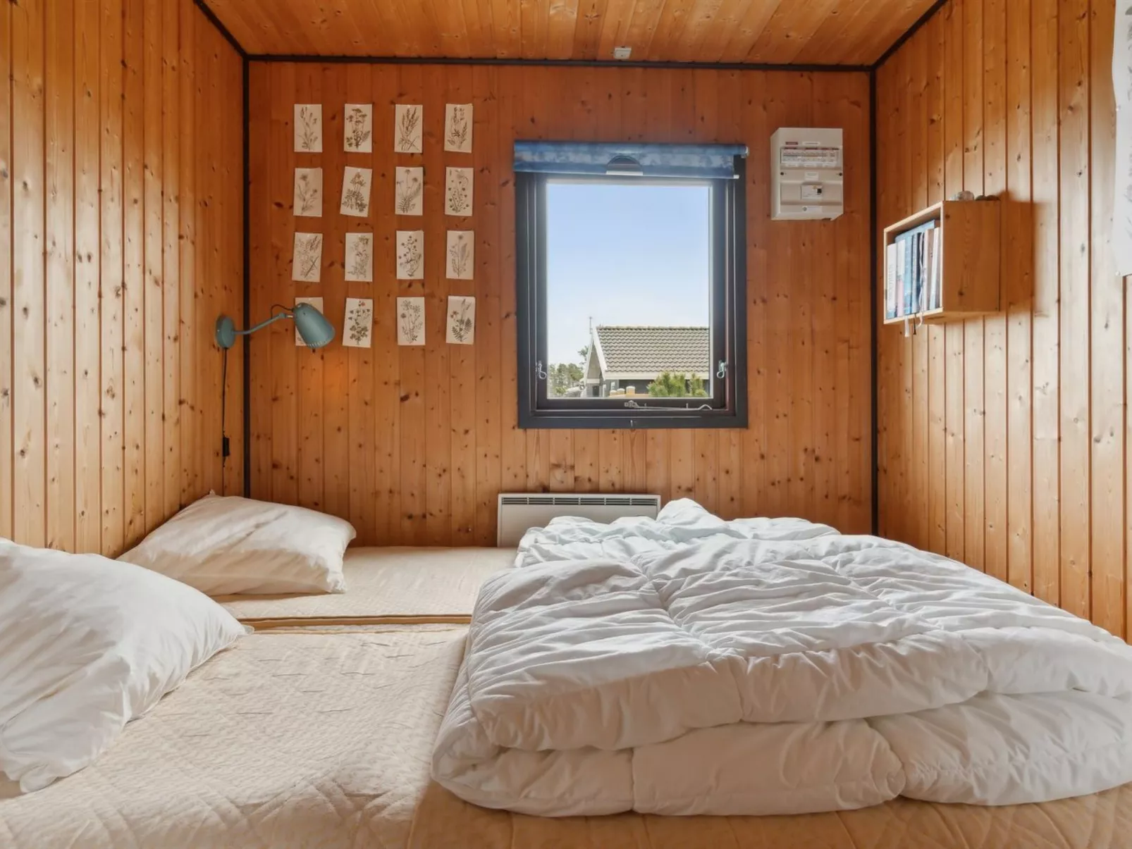 "Sulo" - 1.4km from the sea-Inside