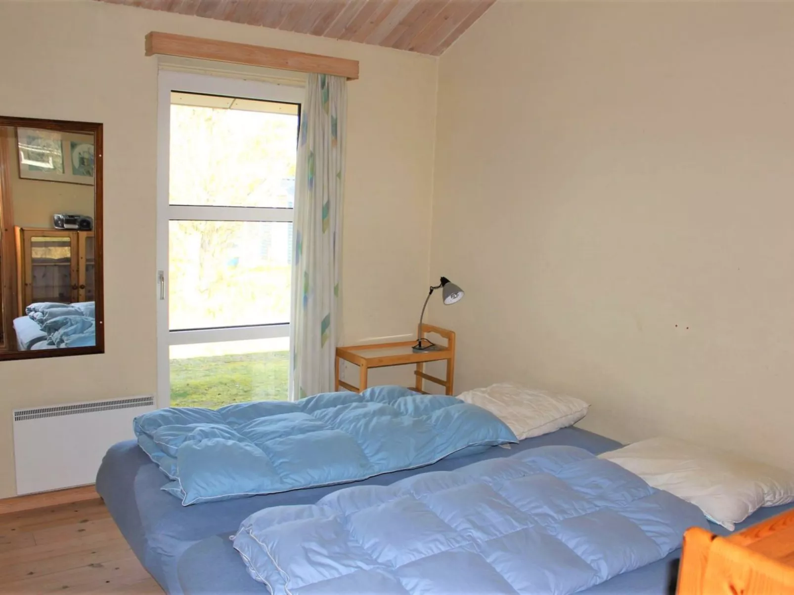 "Guthfrith" - 130m from the sea-Dedans