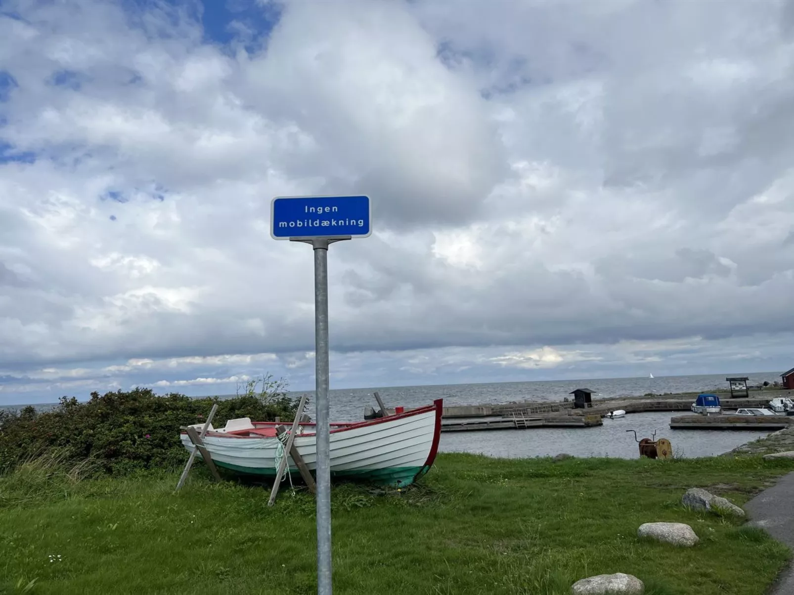 "Scarlet" - 5m from the sea-Draußen