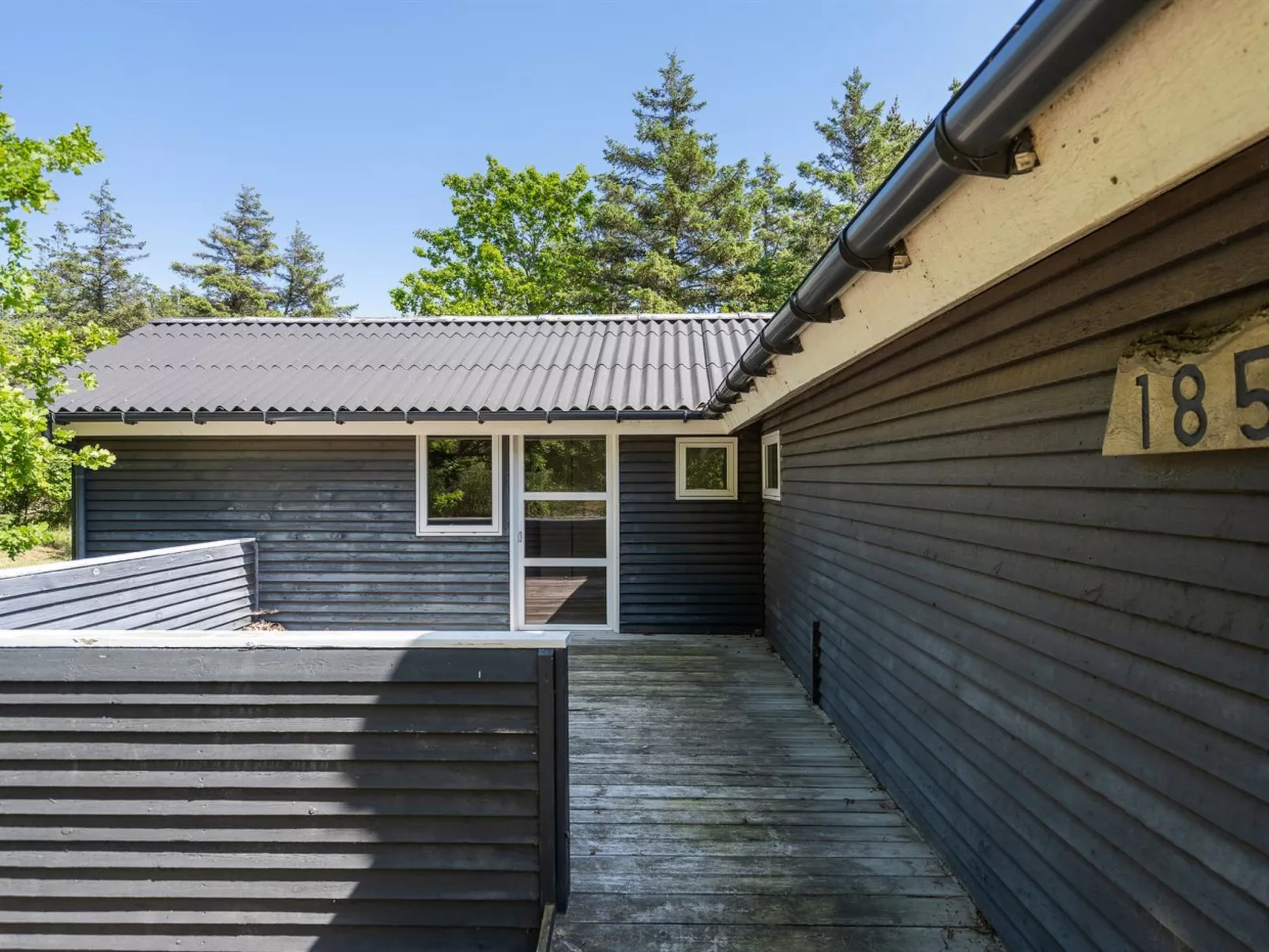 "Aneline" - 700m from the sea-Outside