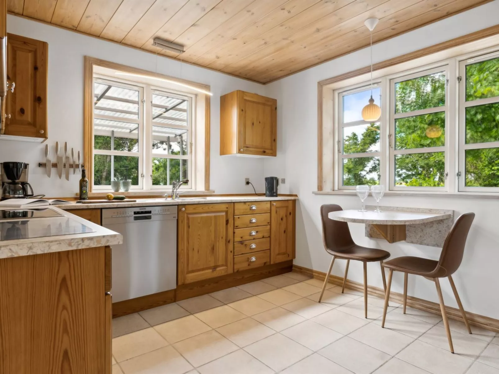 "Månviva" - 150m to the fjord-Dedans