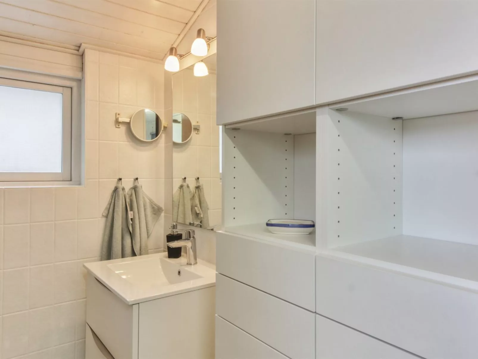 "Florencia" - 450m from the sea-Inside