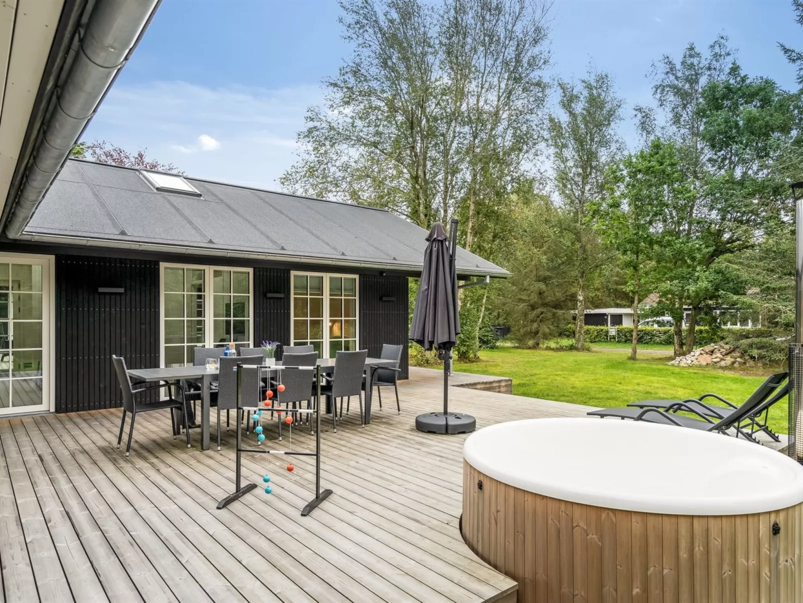 "Babara" - 350m from the sea-Outside