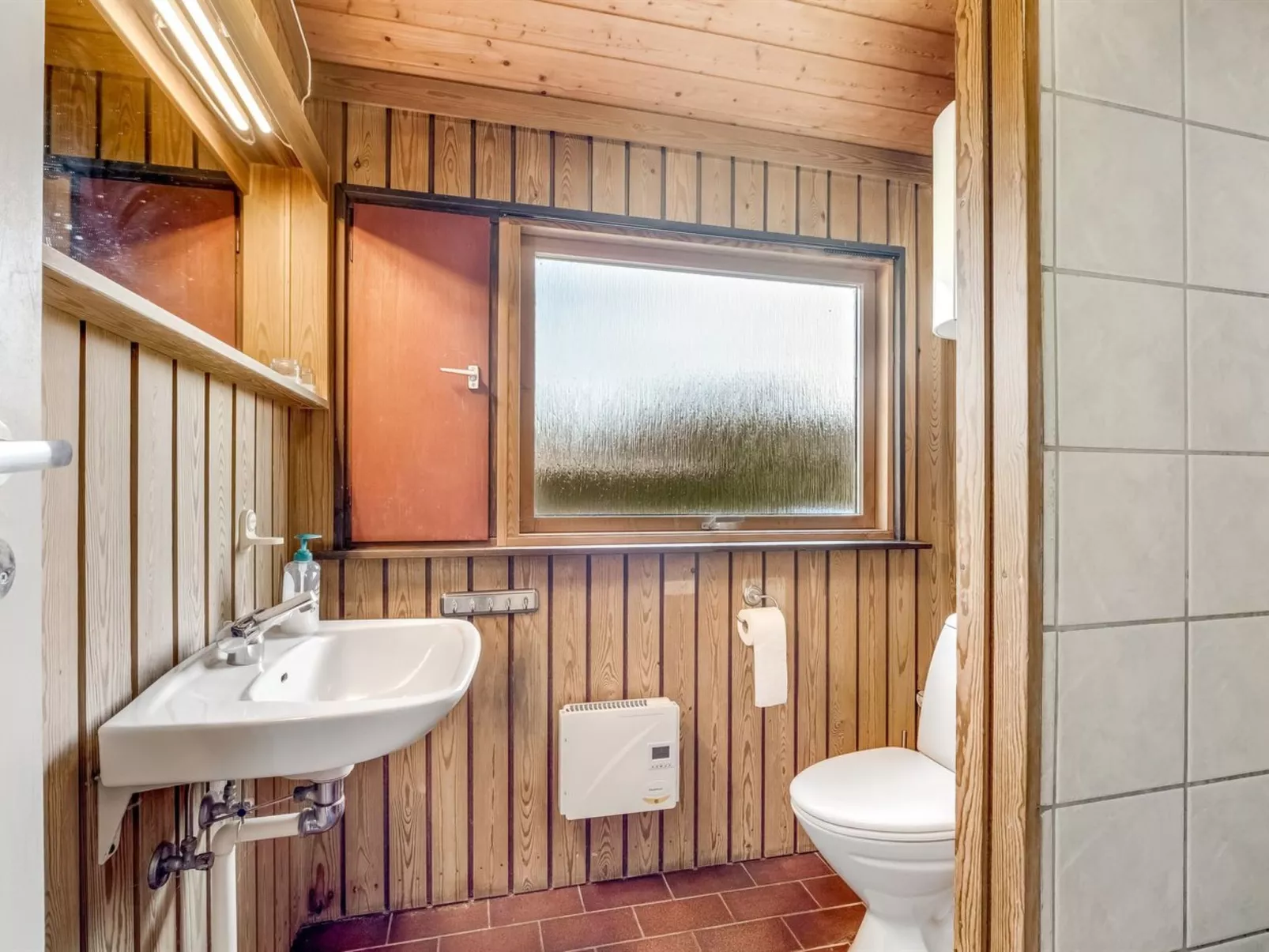 "Krum" - 250m from the sea-Inside