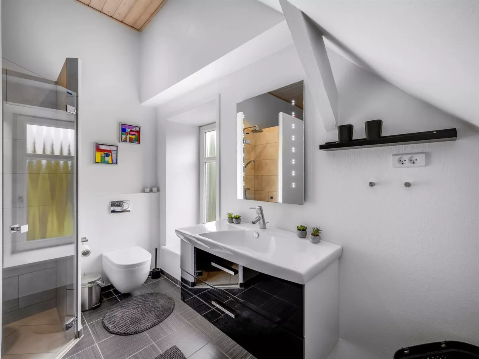 "Amma" - 21km from the sea-Drinnen