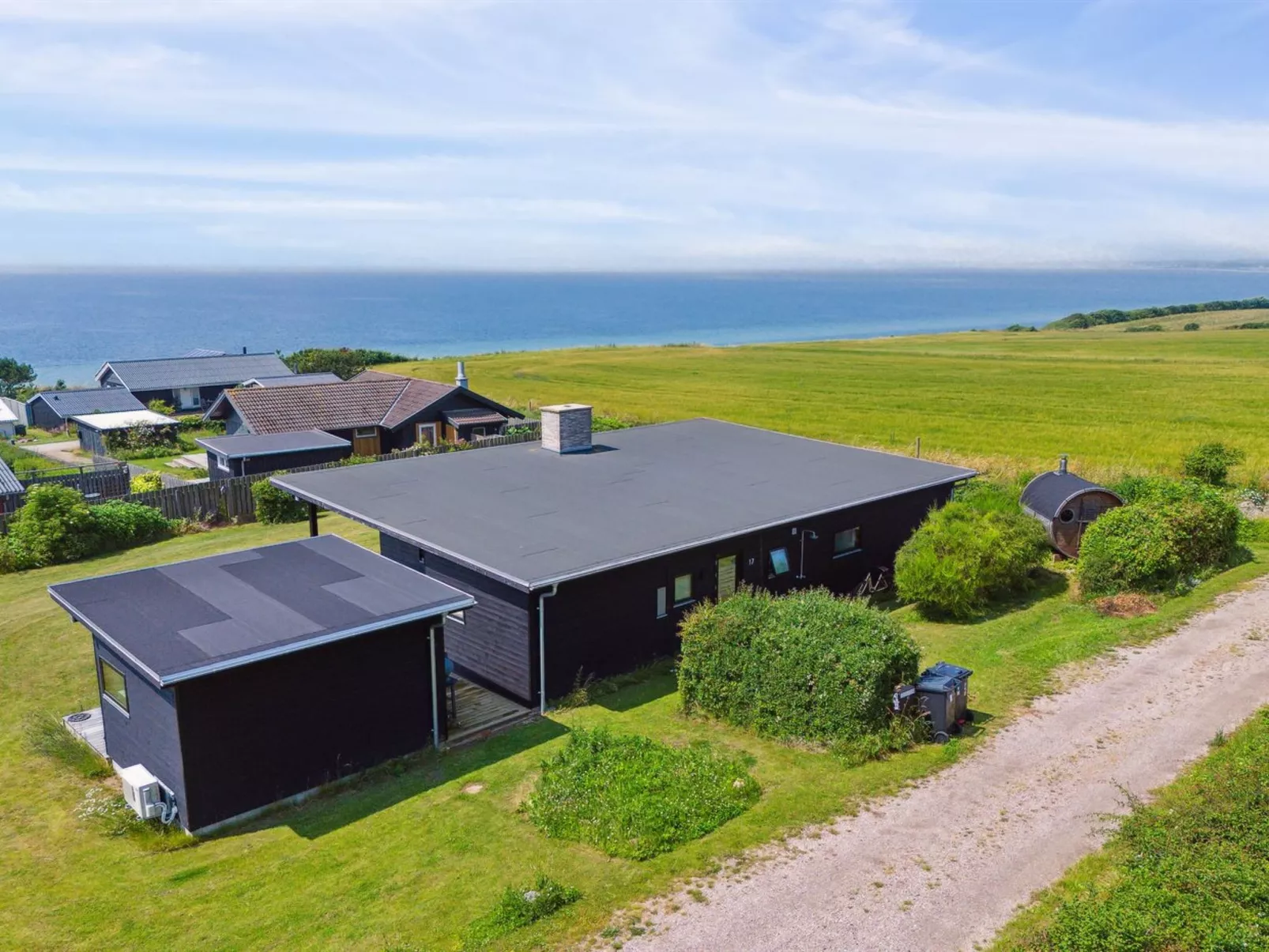 "Niesina" - 100m from the sea-Draußen