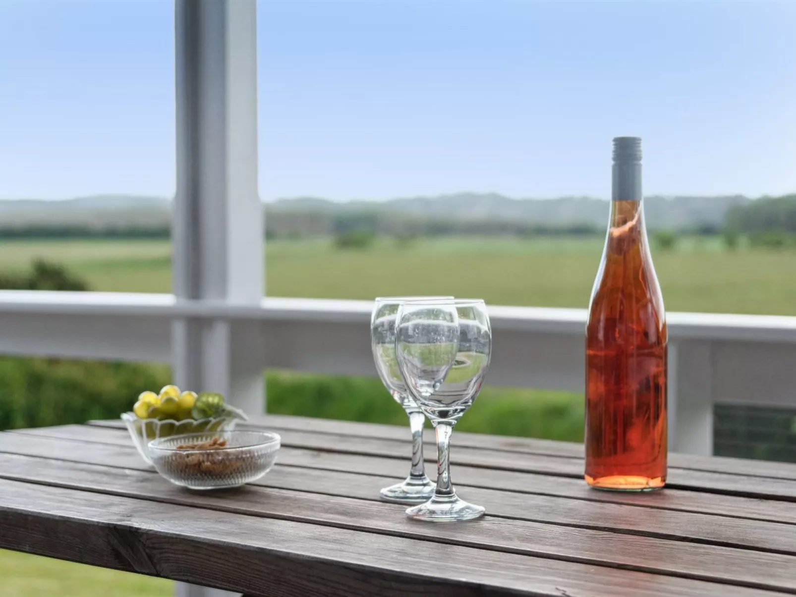 "Katharine" - 175m from the sea-Dehors