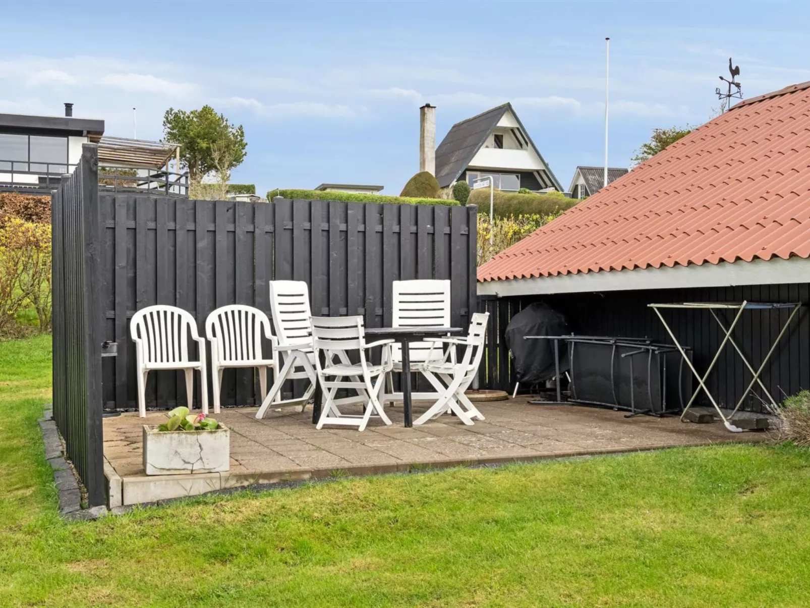 "Anu" - 400m from the sea-Outside