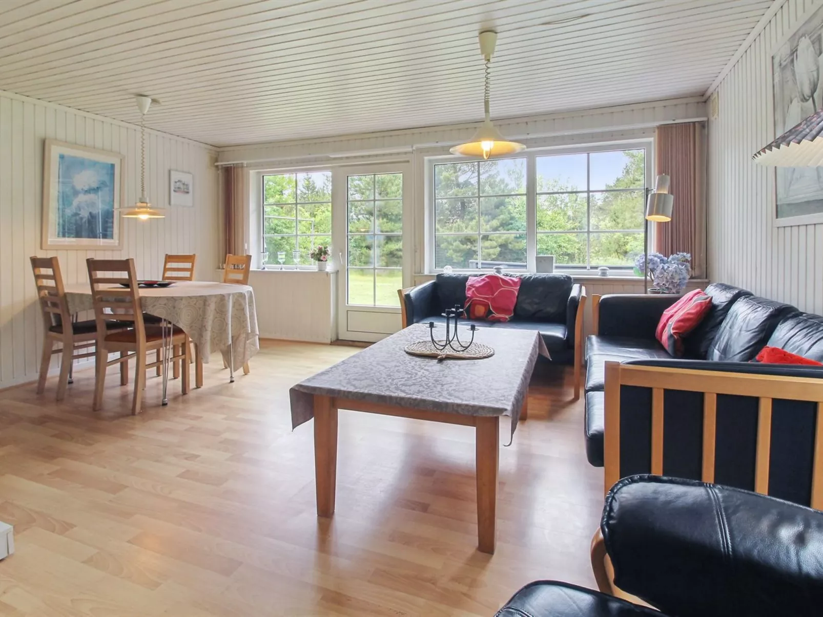 "Ylvi" - 2.8km from the sea-Dedans