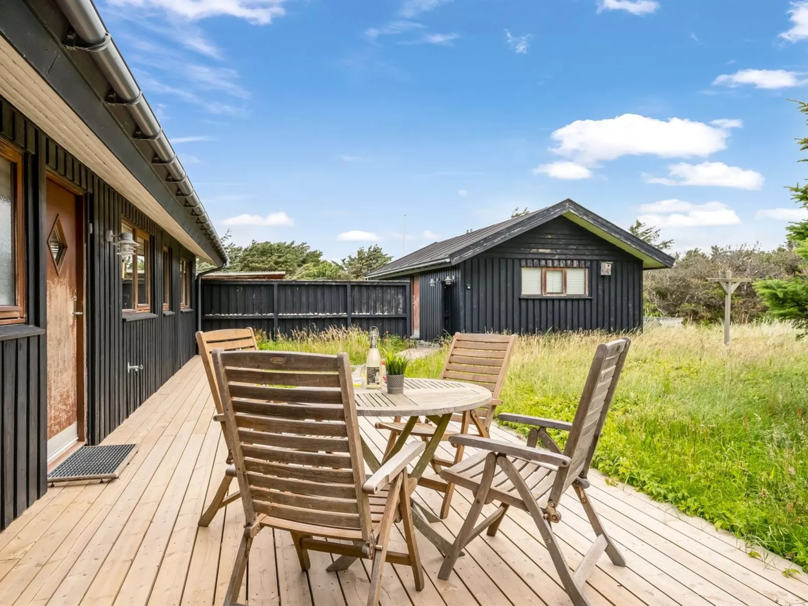 "Gidske" - 300m from the sea-Draußen