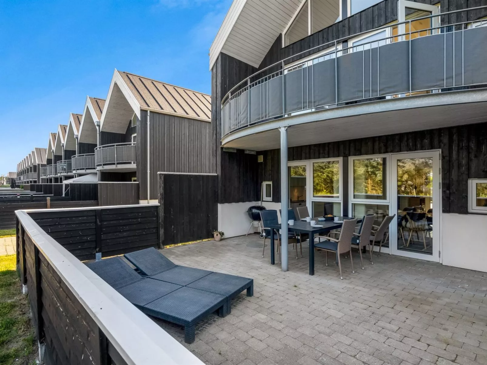 "Flugha" - 600m from the sea-Draußen