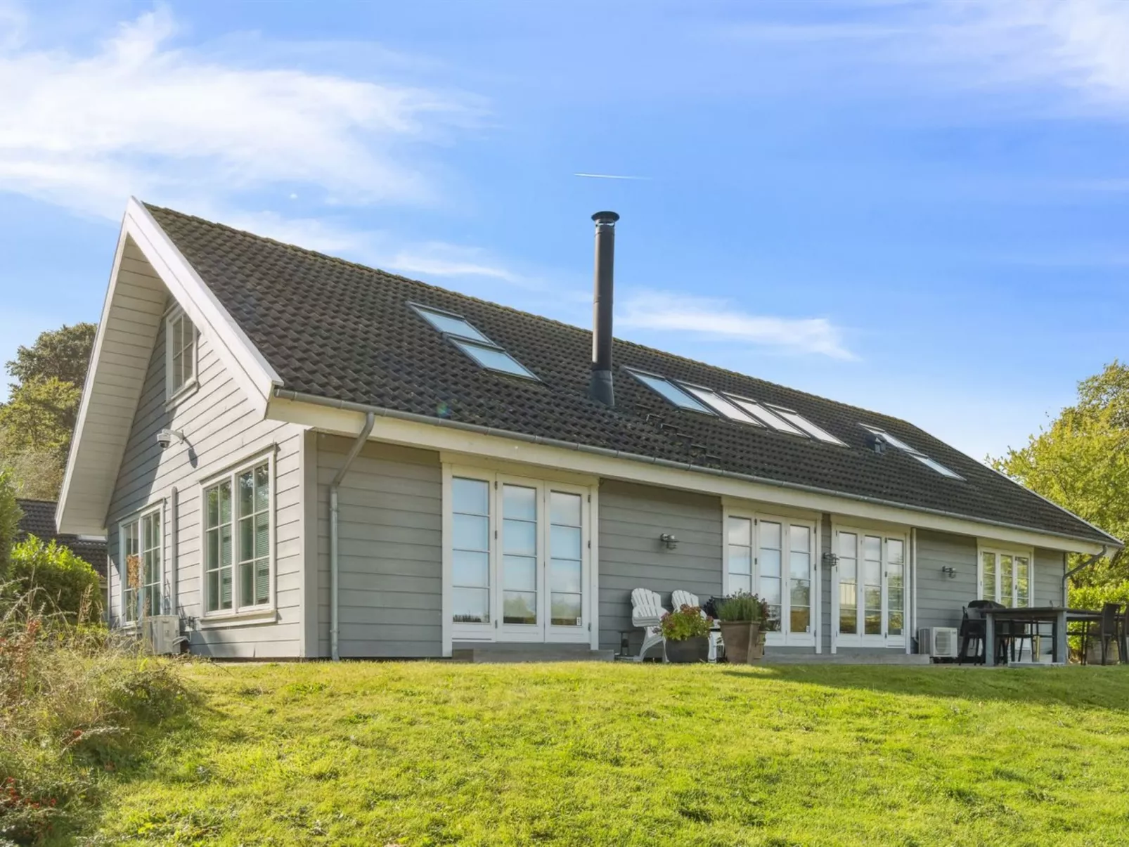 "Marrit" - 500m from the sea