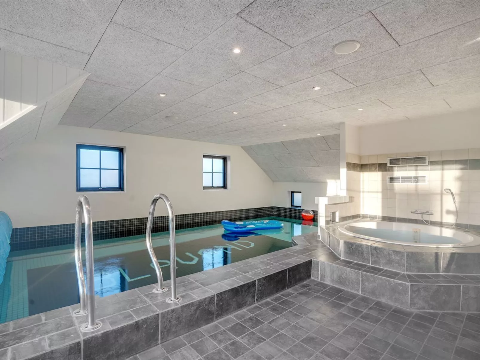 "Oskari" - 1.3km from the sea-Outside