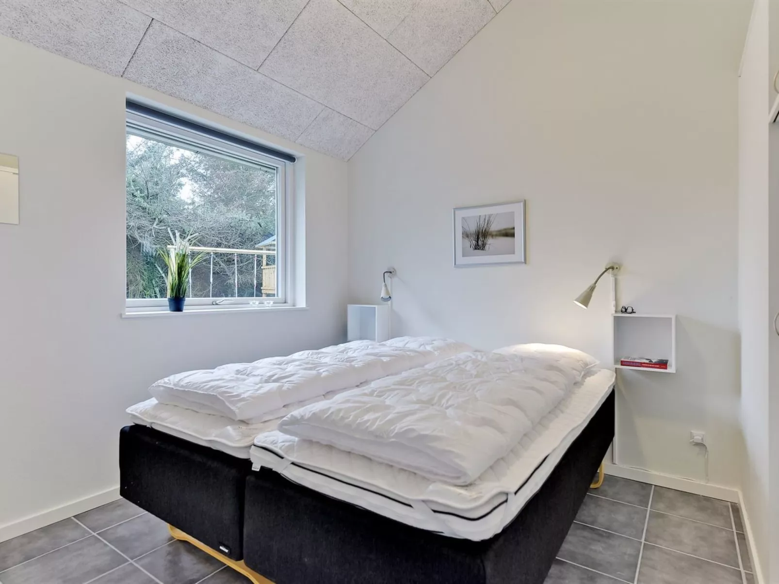 "Sada" - 12km from the sea-Inside