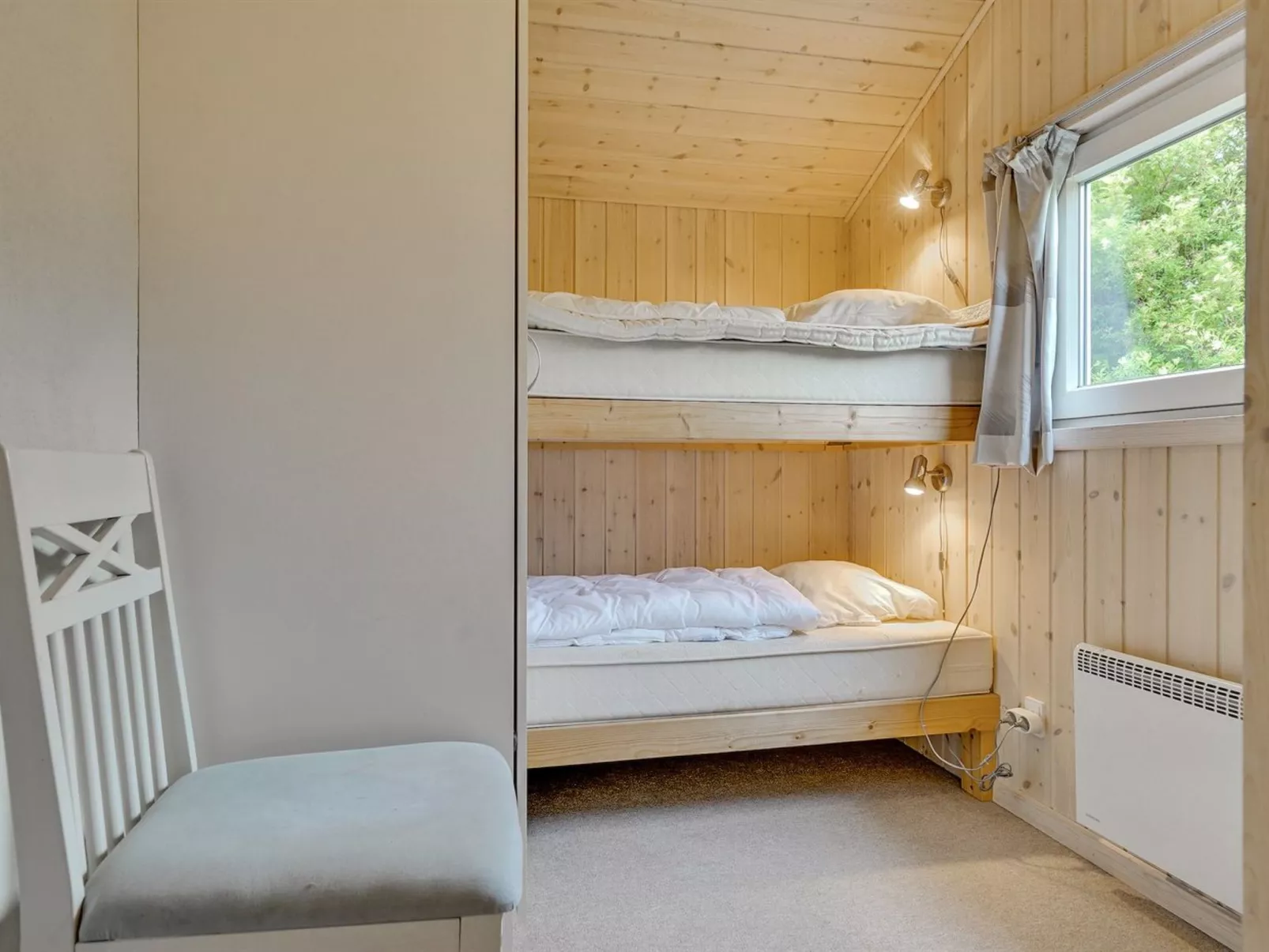 "Aviaja" - 12km from the sea-Dedans