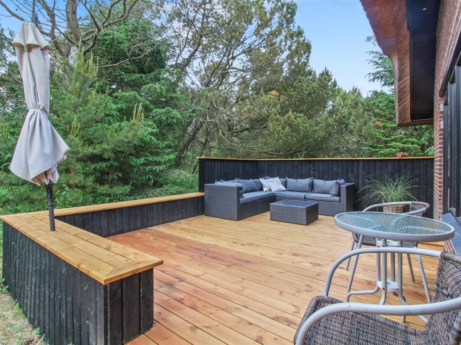 "Gunkil" - 800m from the sea-Outside