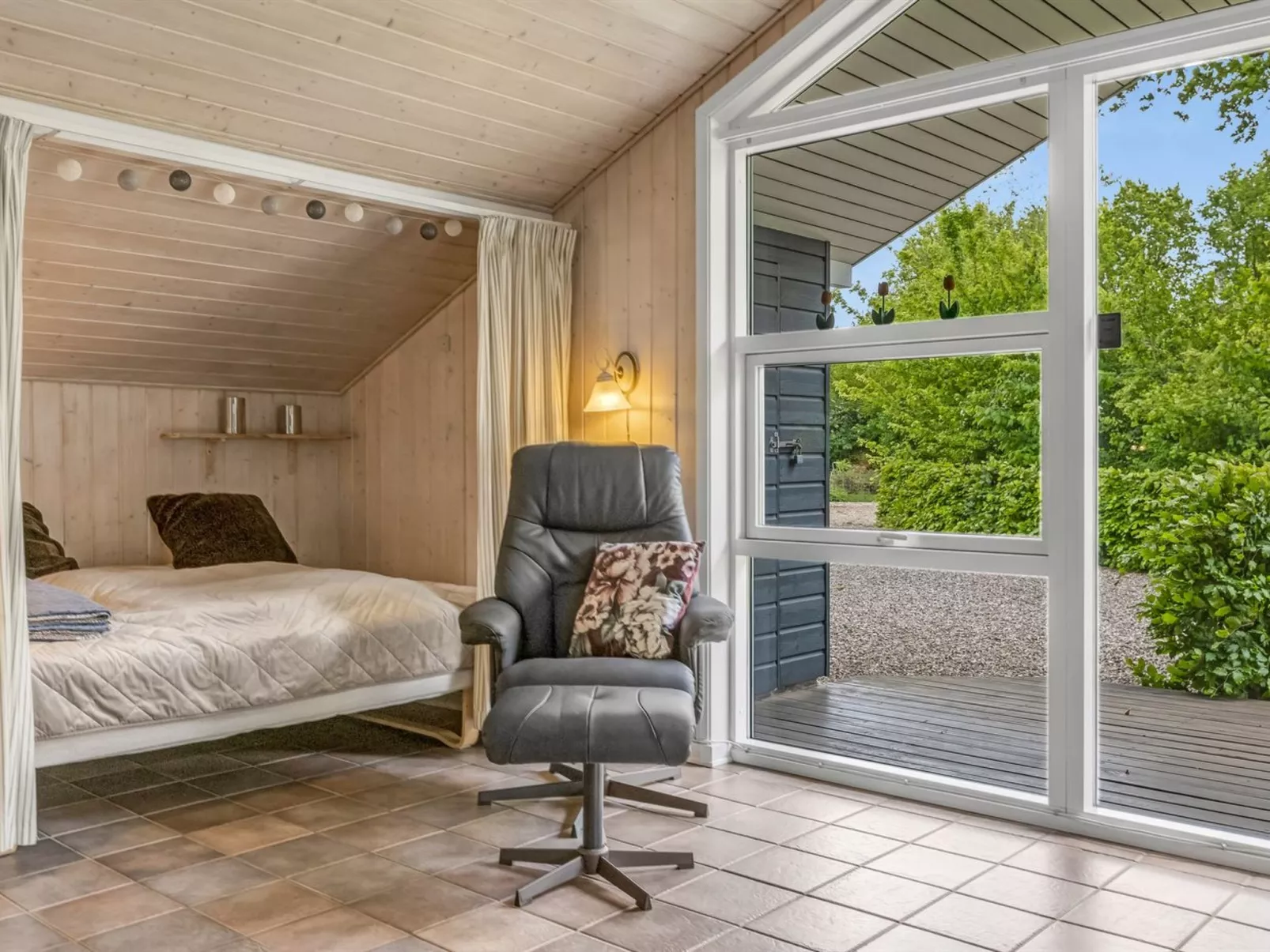 "Jette" - 30km from the sea-Inside