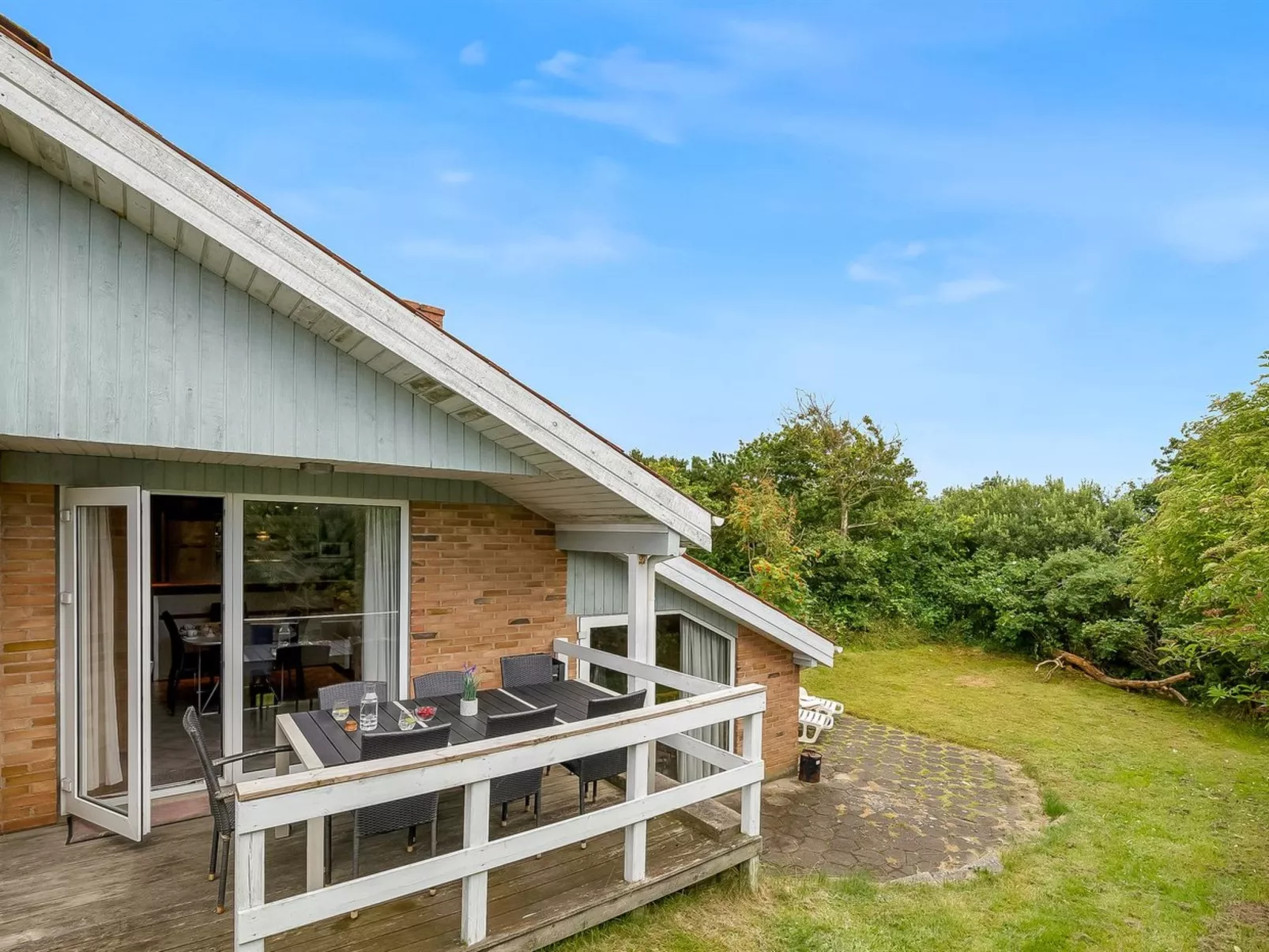 "Dorithea" - 1.3km from the sea-Draußen