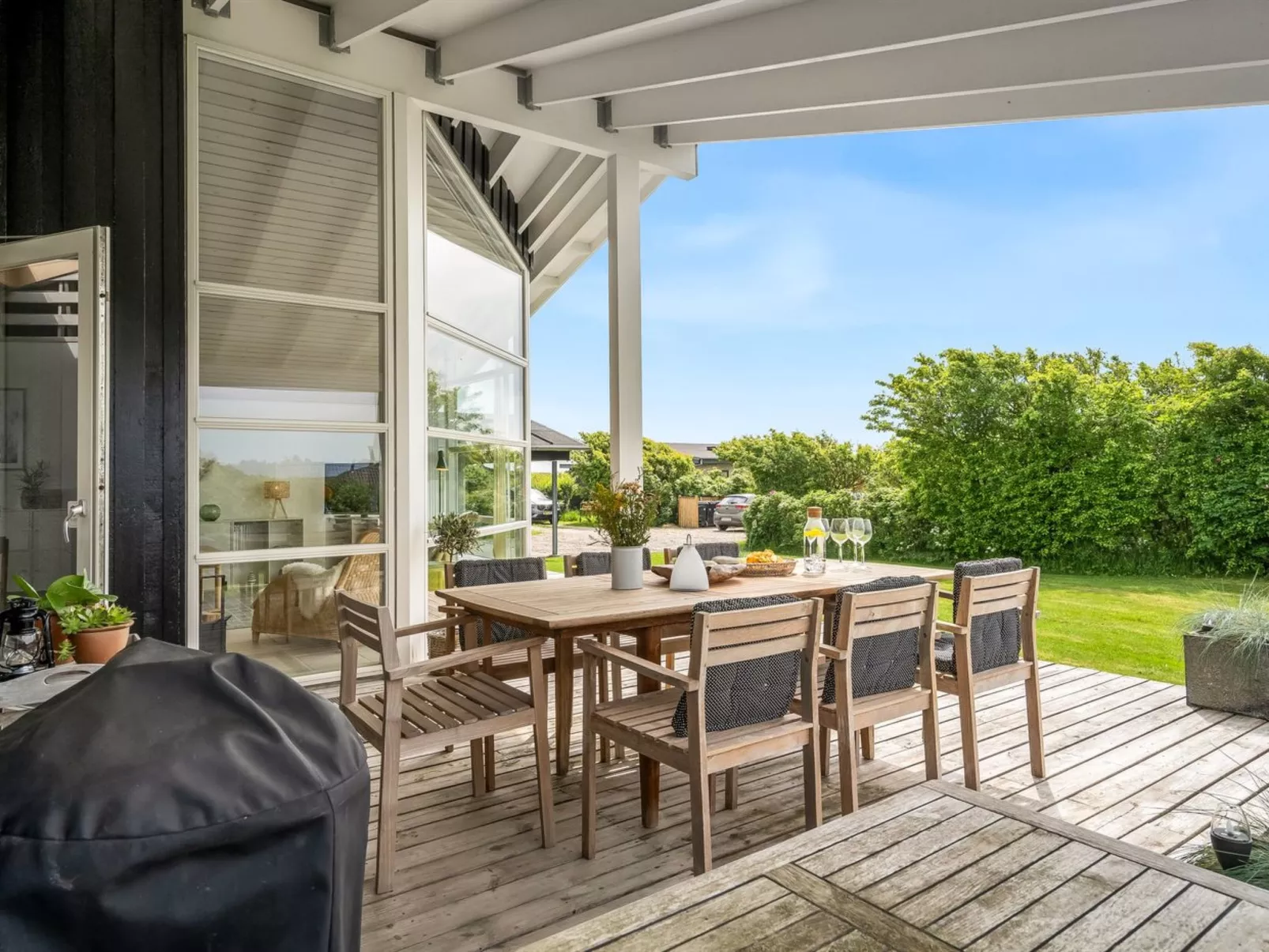 "Gedda" -  from the sea-Outside