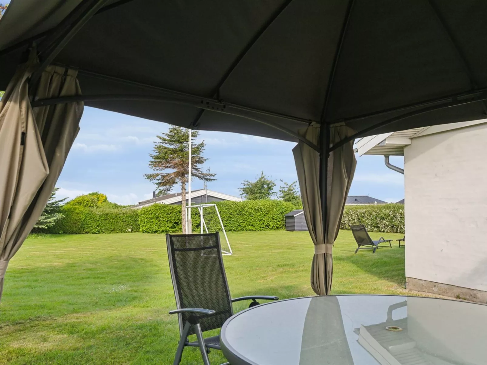 "Gudrun" - 250m from the sea-Outside