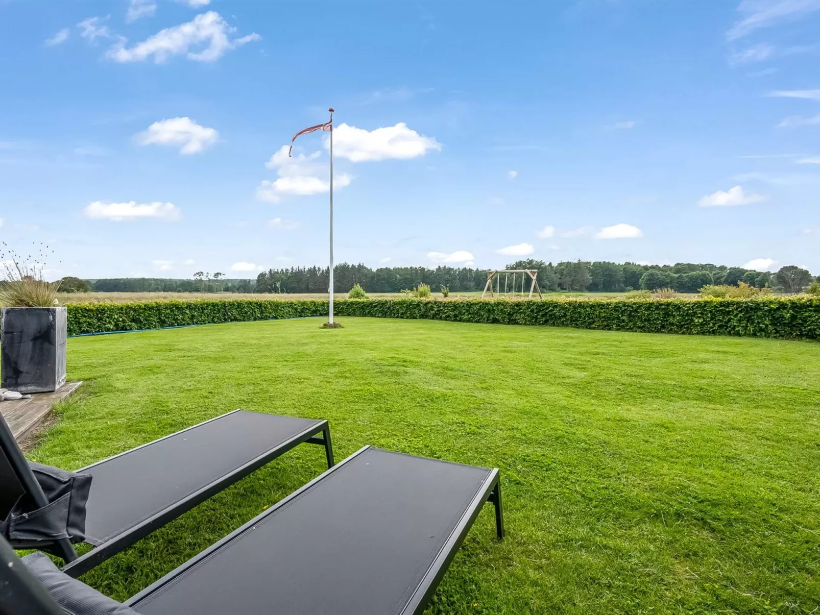 "Bernice" - 900m from the sea-Outside