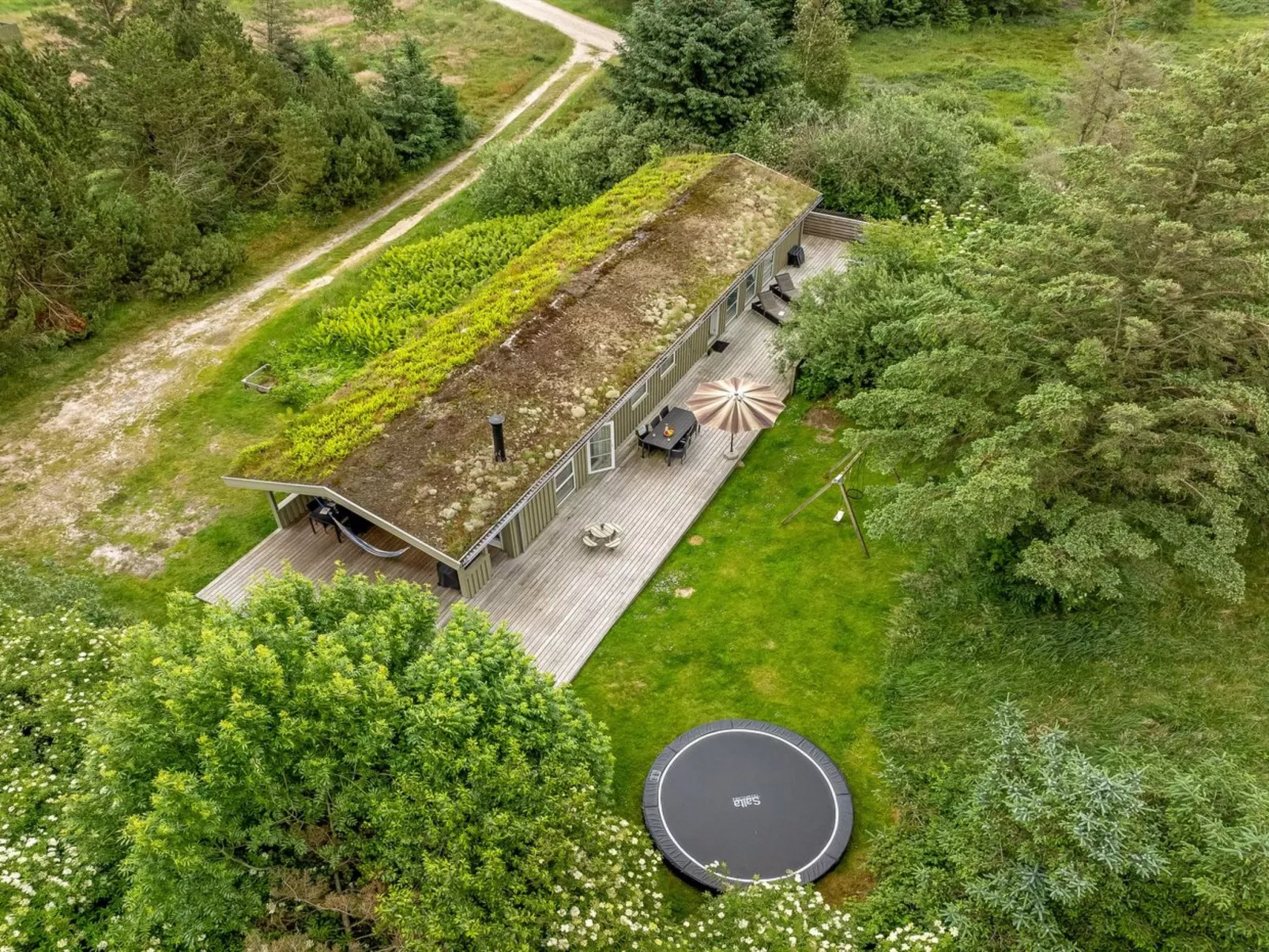 "Yngve" - 1.2km from the sea-Outside